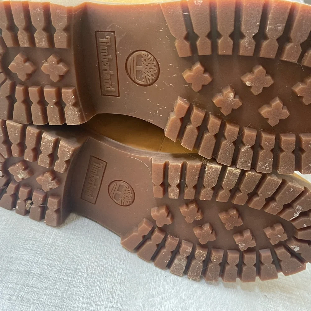 Timberland Women's Light Brown Winter Boots - Picture 3 of 4